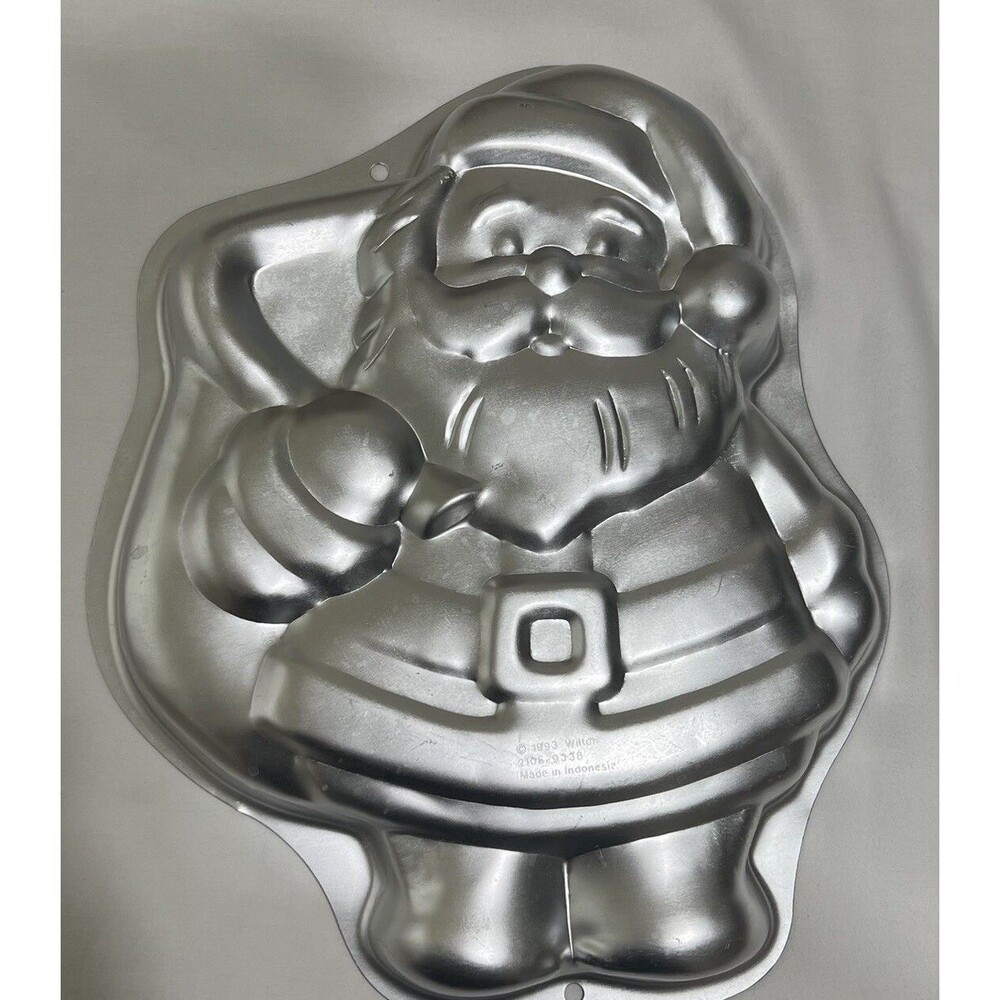 1993 Wilton 2105 9338 Retired Santa's Treasures Santa Claus Cake Pan Christmas